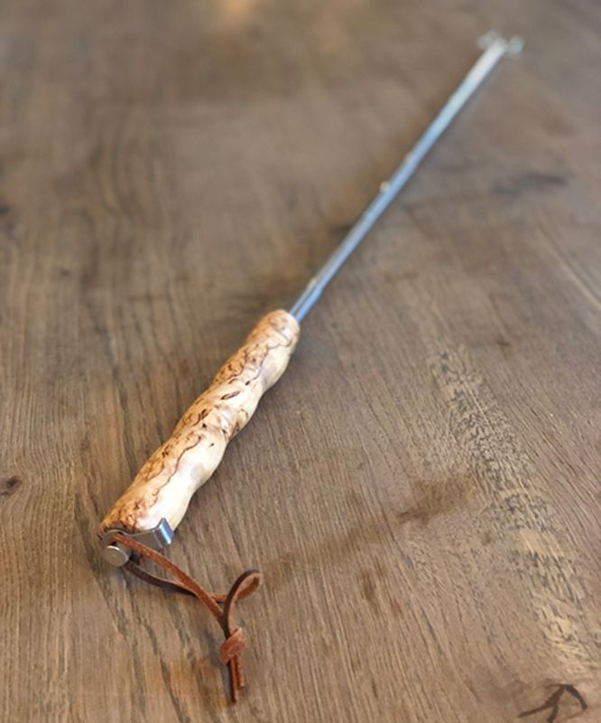 Justerbart grillspyd