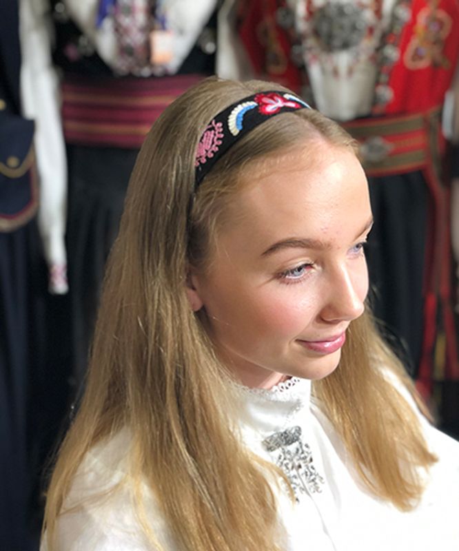 Hårbånd Østfold svart